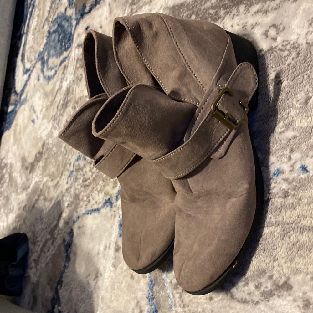 Charlotte Russe boots